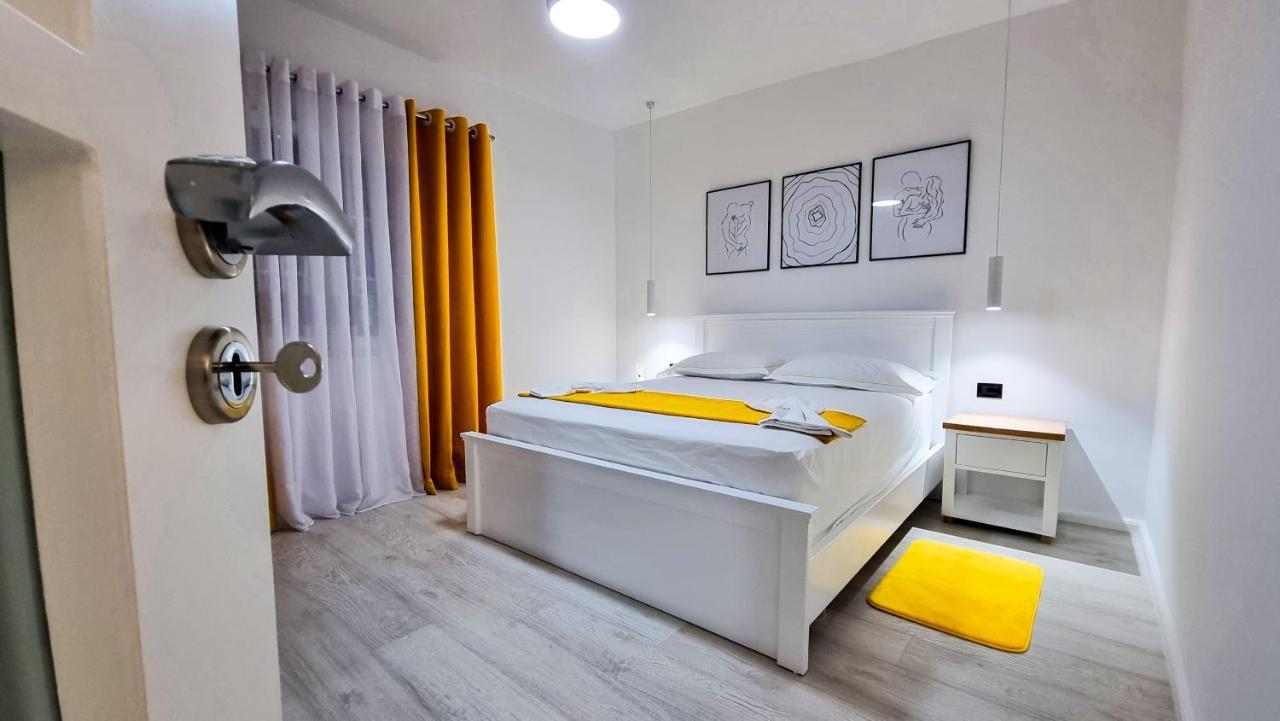 'The Yellow' Condo بيرات المظهر الخارجي الصورة